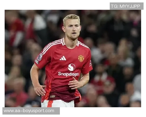 姆伯莫分享德里赫特进球前的鼓励时刻强调足球的不可预测性